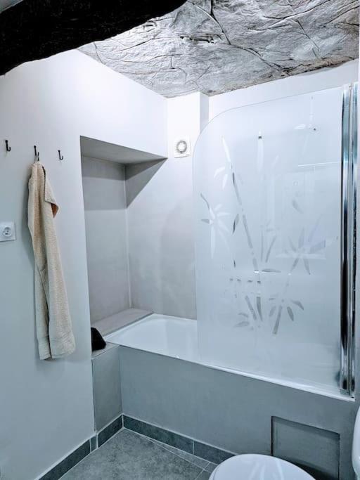 Apartamento Oasis Parfumee 4 Couchages Au Coeur De Grasse Wifi Exterior foto